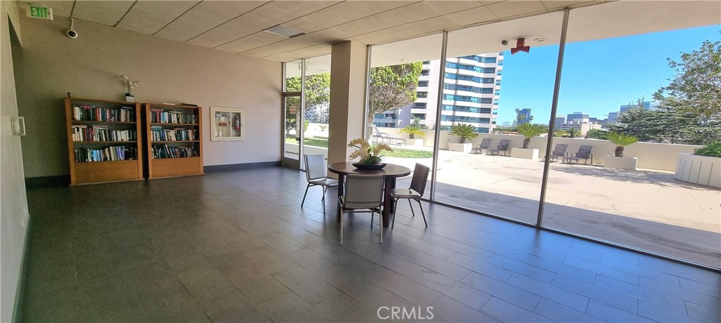 10501 Wilshire Boulevard 903