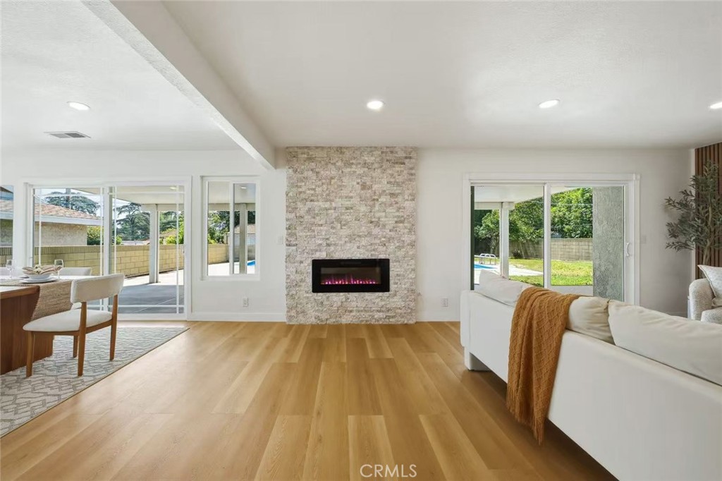 1356 Old Canyon