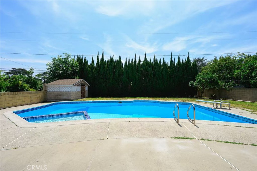 1356 Old Canyon