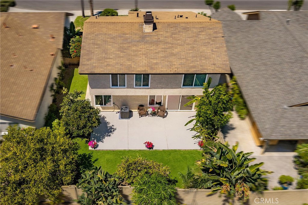 2416 Flora Street