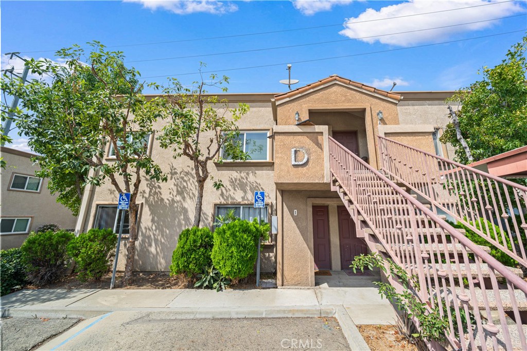 800 Grand Avenue D1