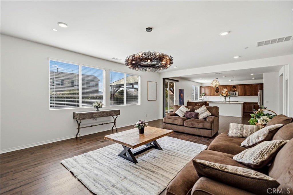 6882 Keyway Court