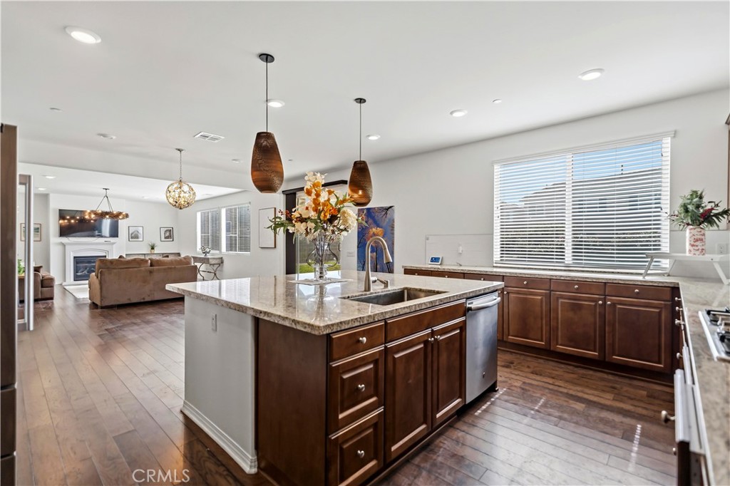 6882 Keyway Court