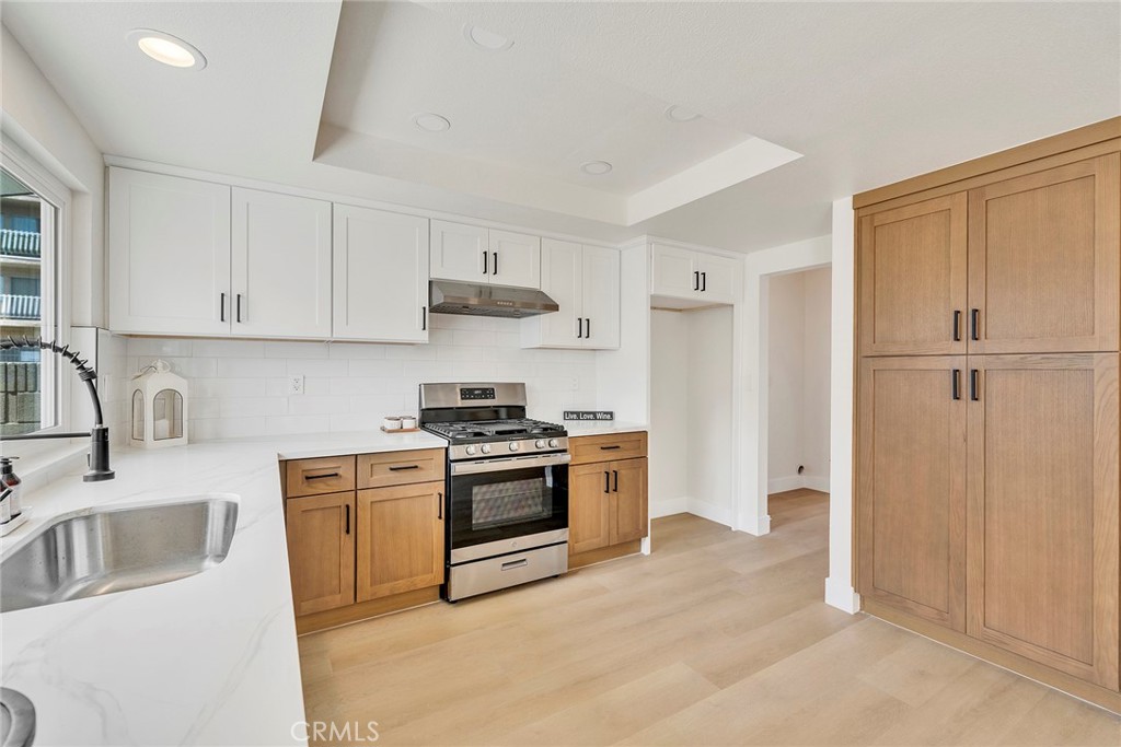 595 W 13th Street