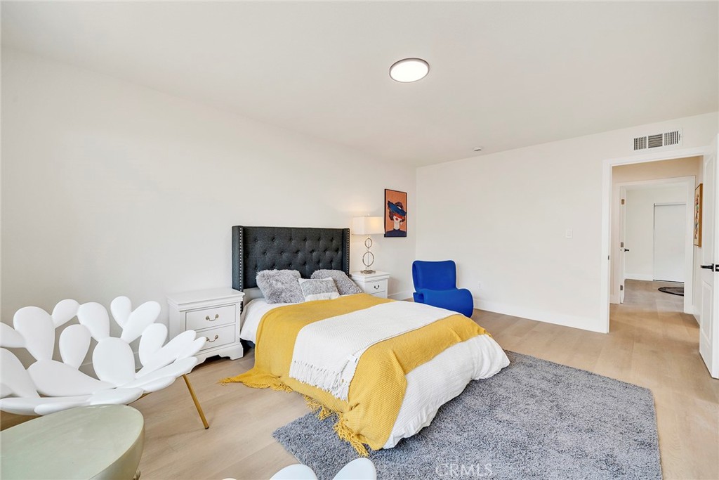 595 W 13th Street