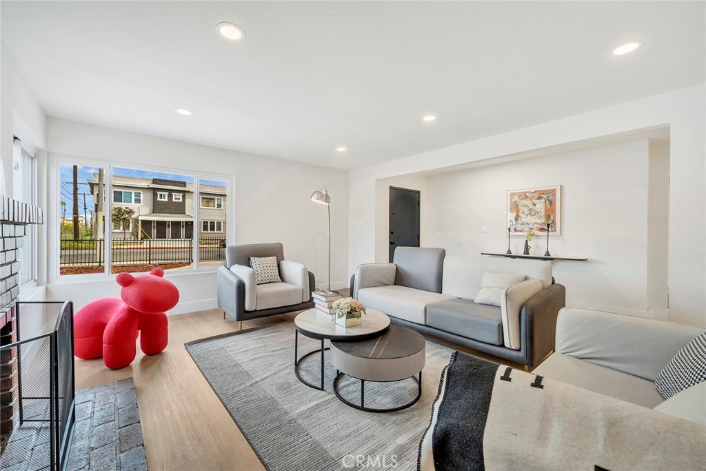 595 W 13th Street