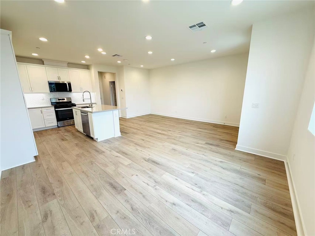 4016 E Lily Paseo #121
