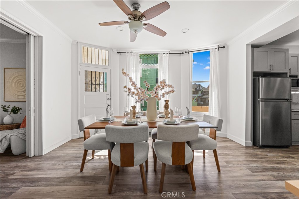 1147 S Westlake