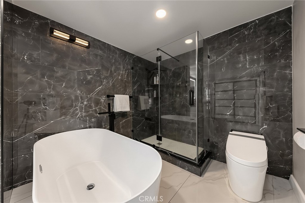 1815 Pavas Court