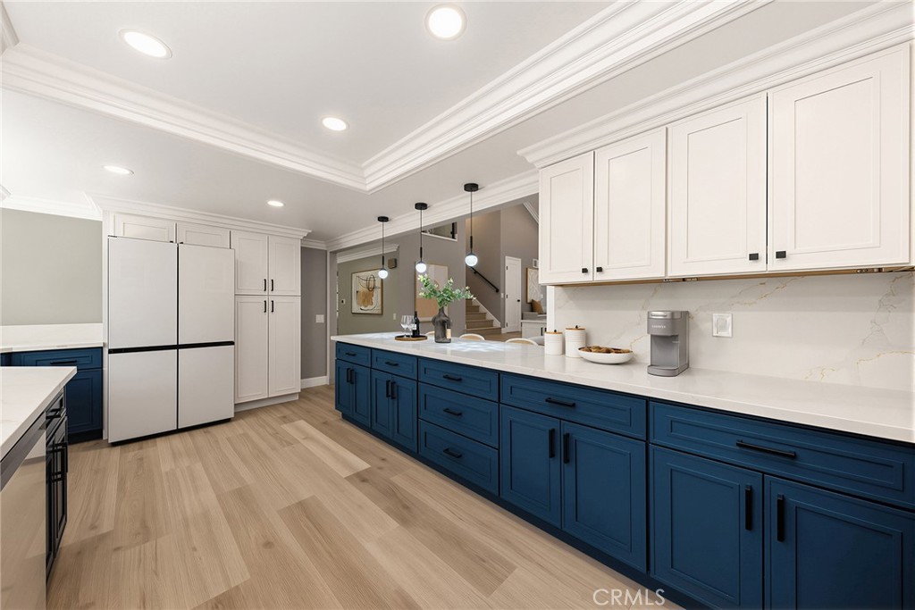 1815 Pavas Court