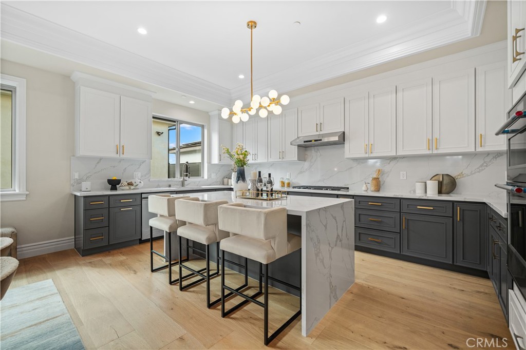 517 S Ramona