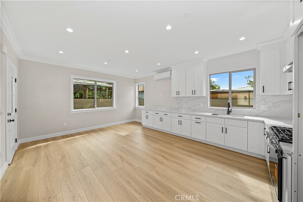 517 S Ramona