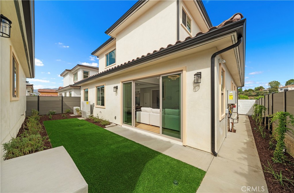 517 S Ramona