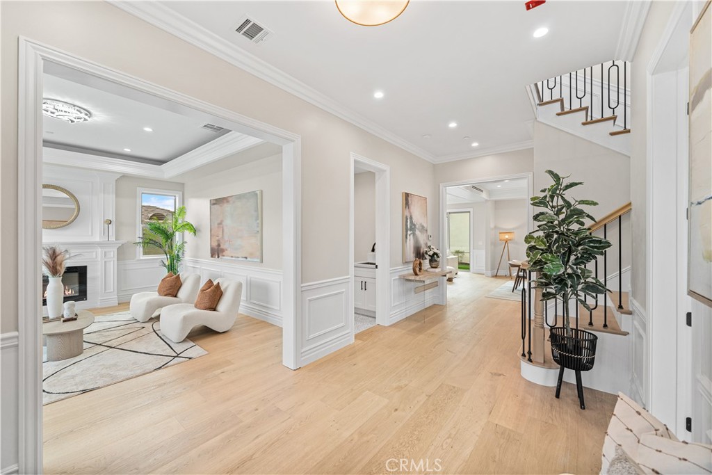 517 S Ramona
