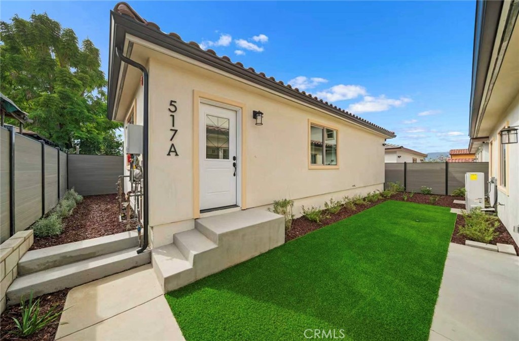 517 S Ramona