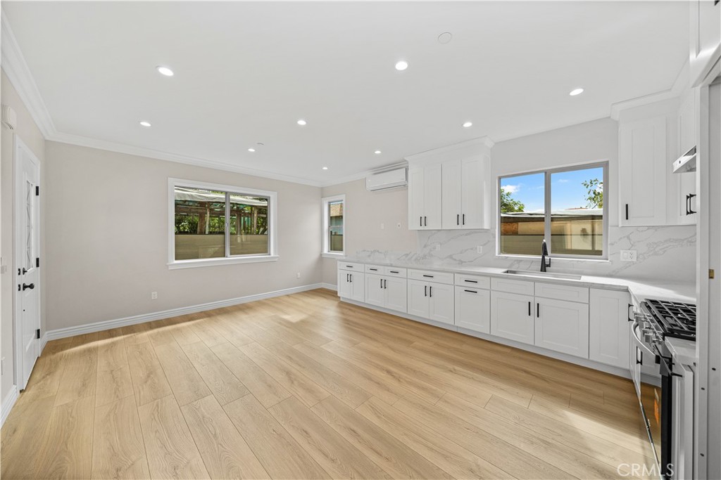 517 S Ramona