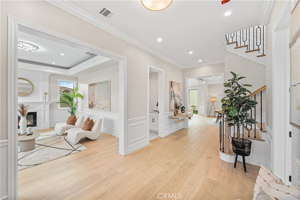 517 S Ramona
