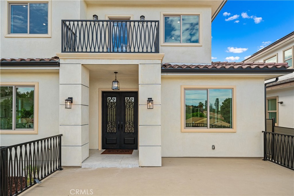 517 S Ramona