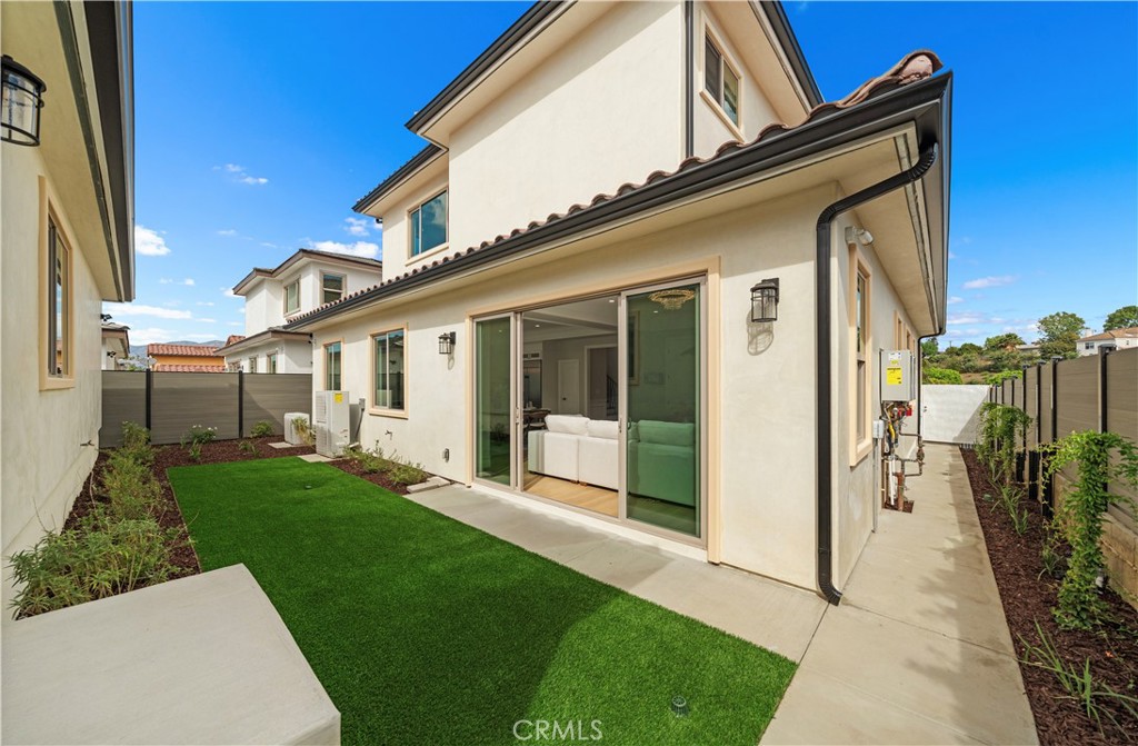 517 S Ramona