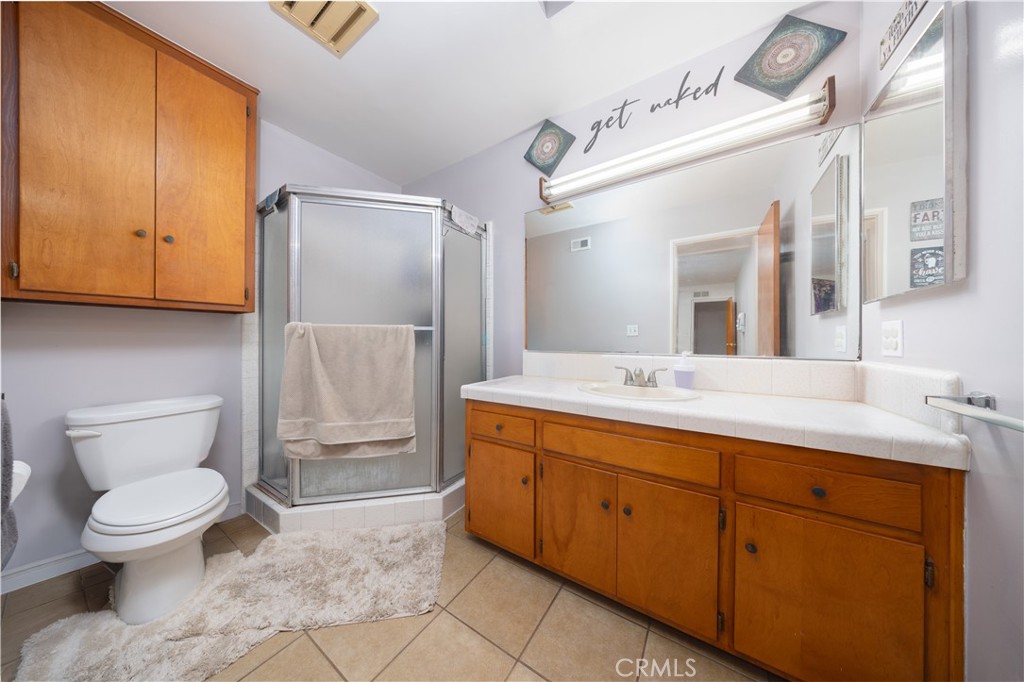 449 S Barranca