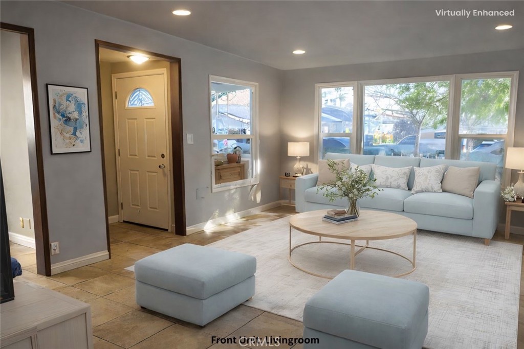 231 E Dexter