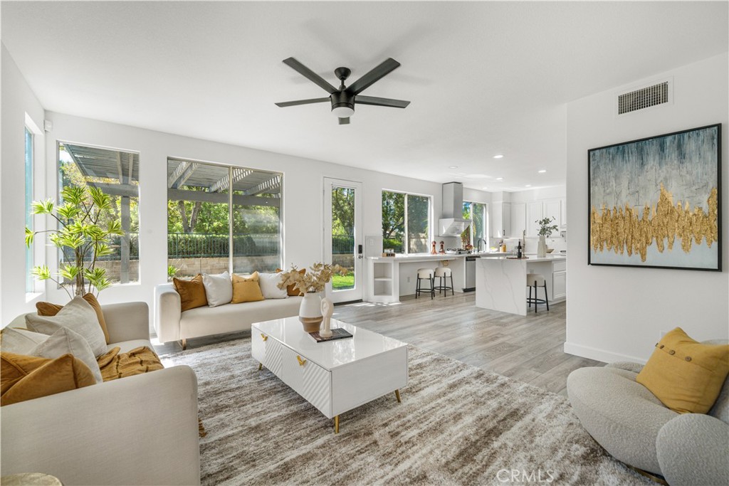 1512 Rancho Hills