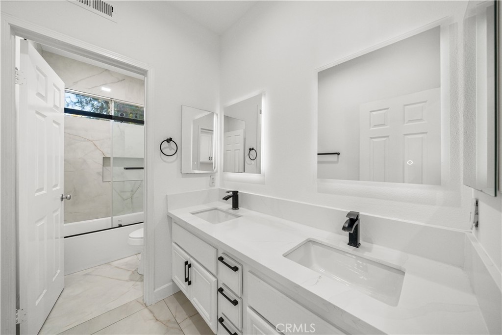 1512 Rancho Hills