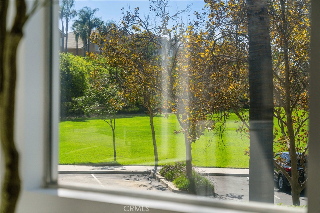 1512 Rancho Hills
