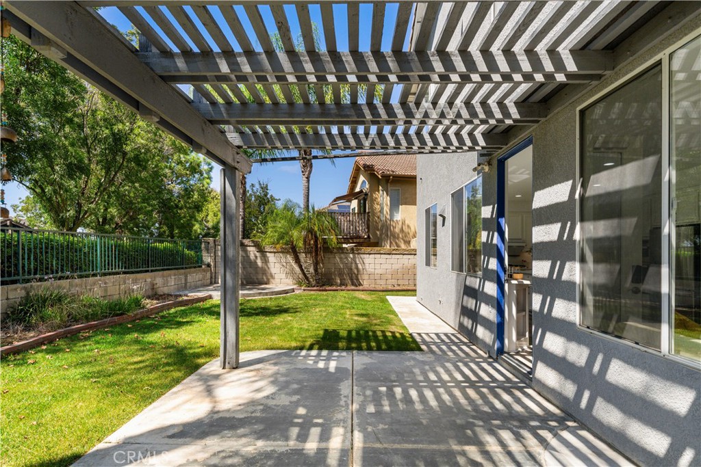 1512 Rancho Hills