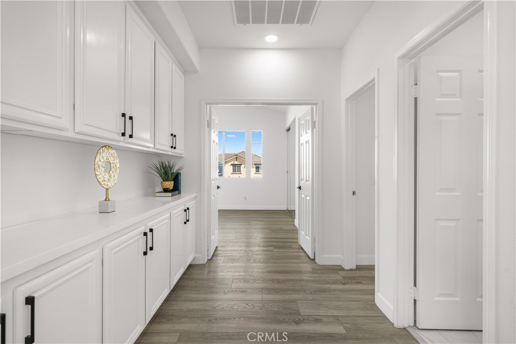 1512 Rancho Hills