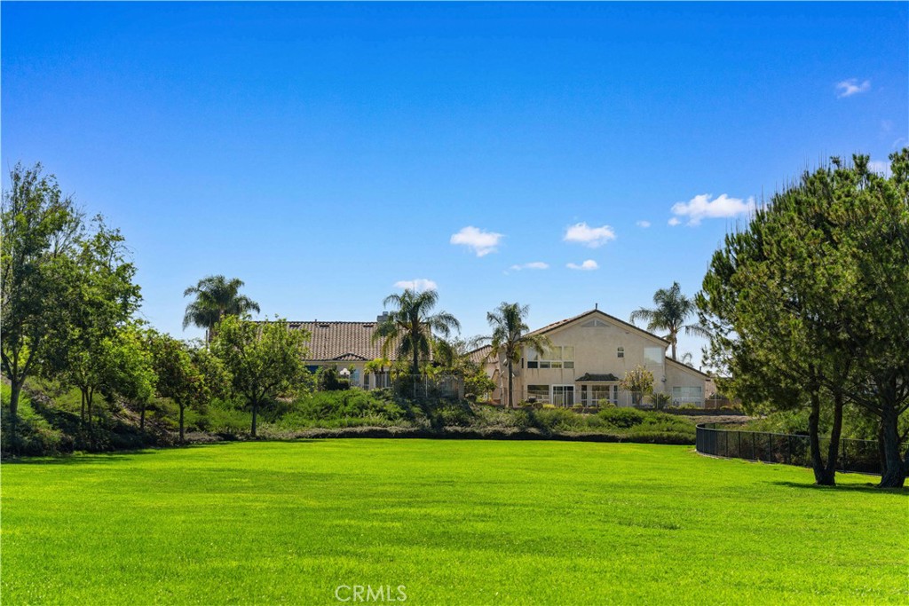 1512 Rancho Hills
