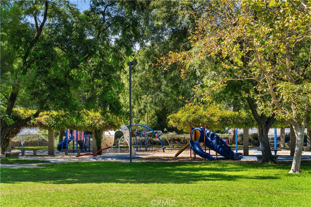 1512 Rancho Hills