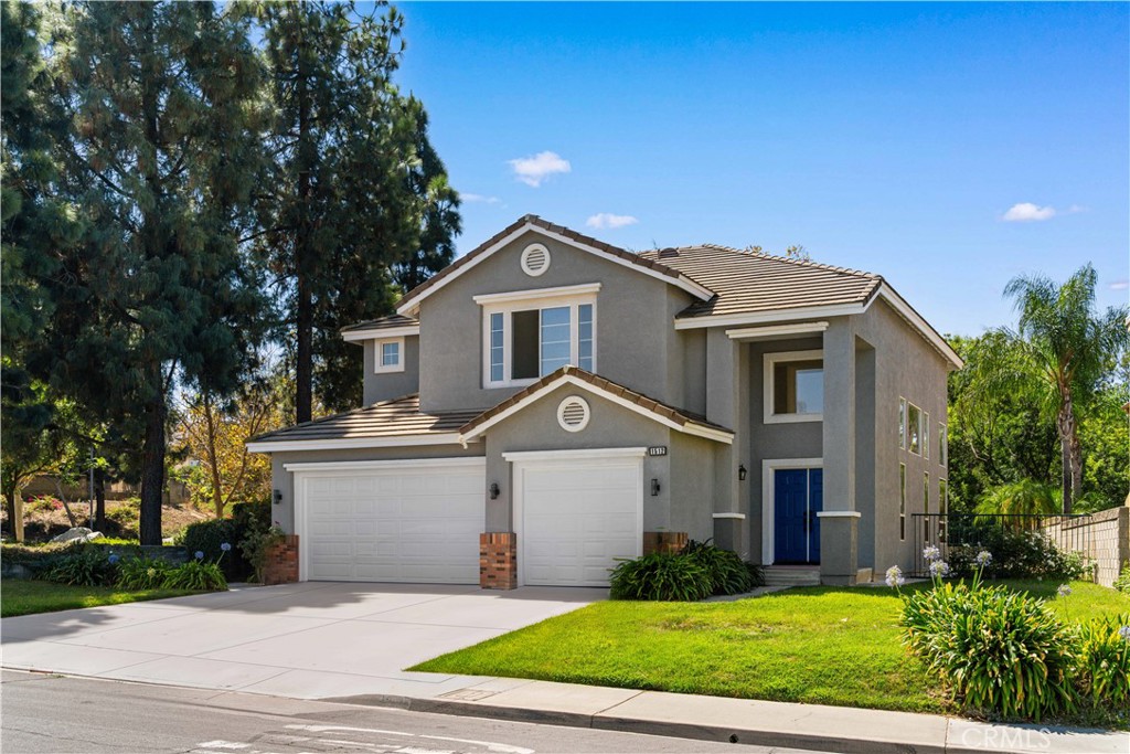 1512 Rancho Hills