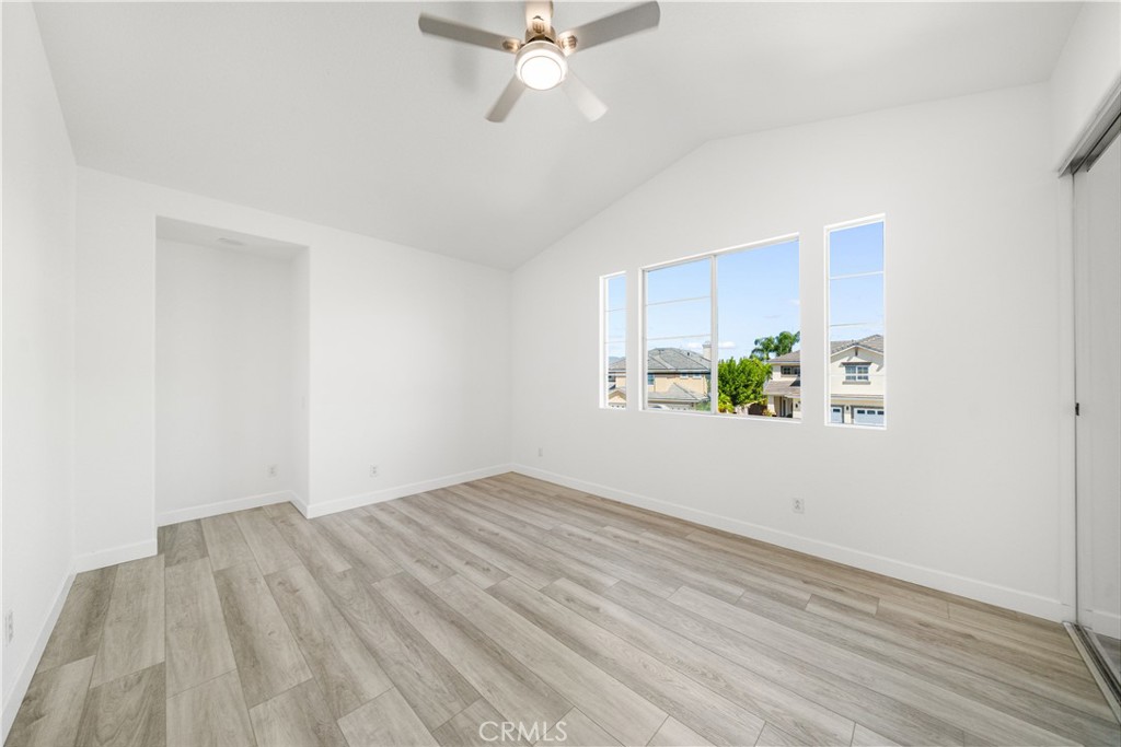 1512 Rancho Hills