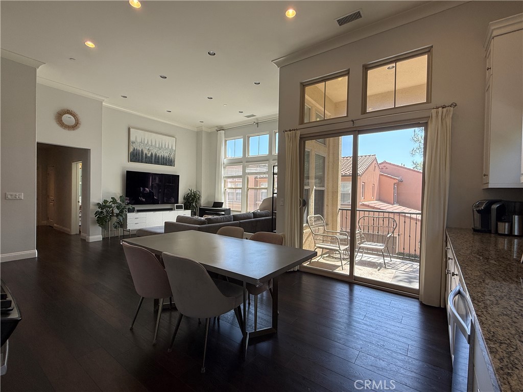 93 Thornhurst