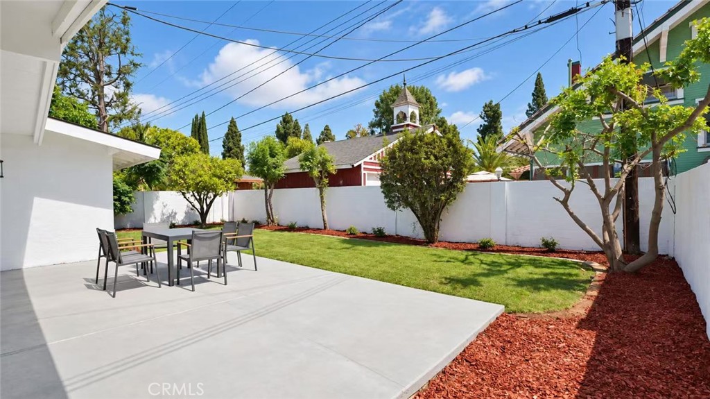 515 N Wayfield