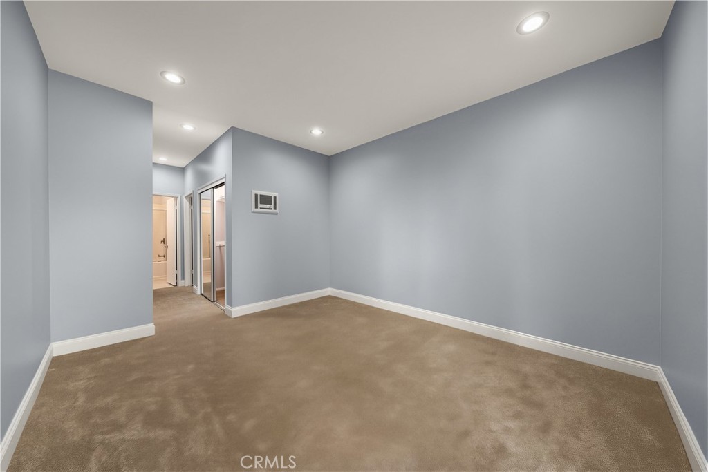 1440 Veteran Avenue 258