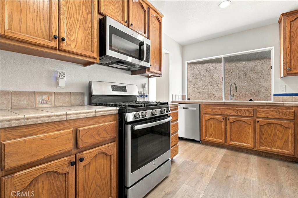 1682 carmel cir w