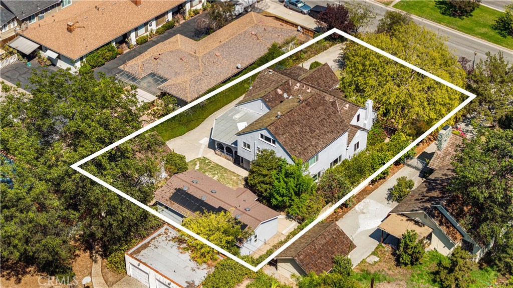 555 Sierra Madre Boulevard