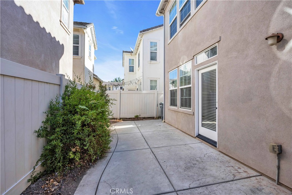 31836 Green Oak