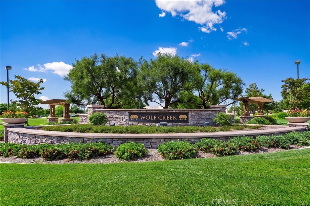 31836 Green Oak