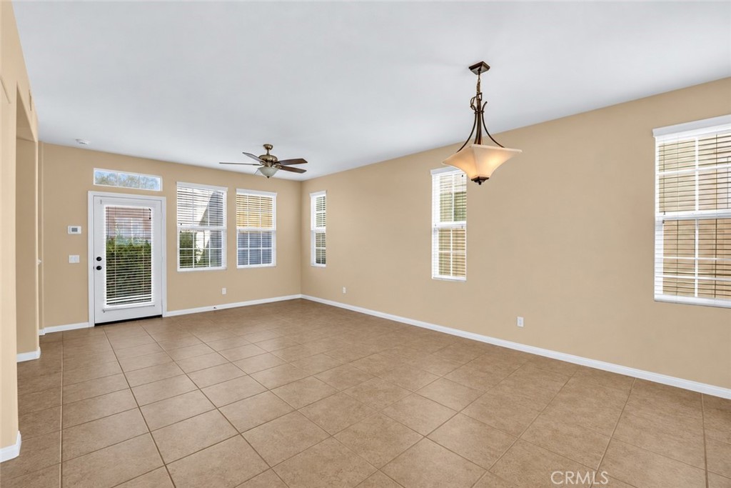 31836 Green Oak