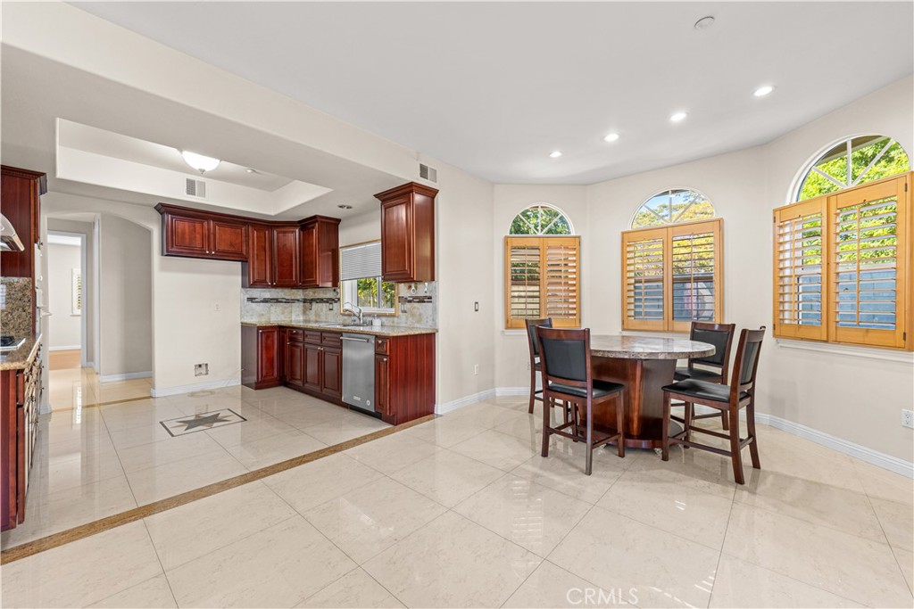 5215 Buffington