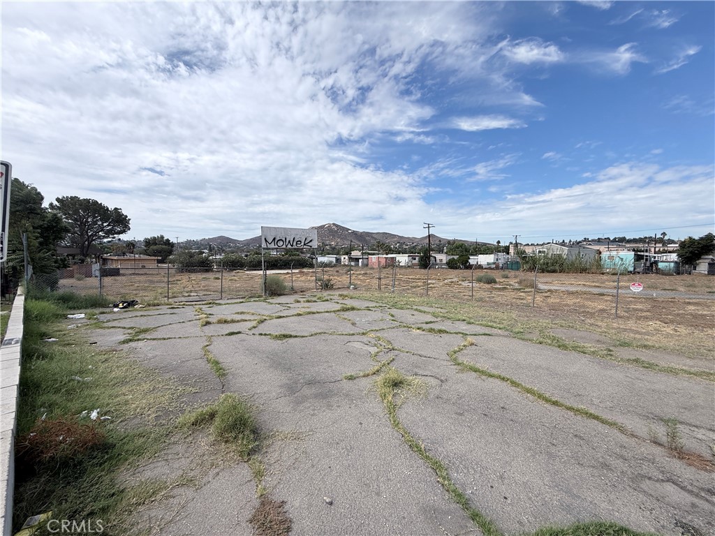 6128 Mission