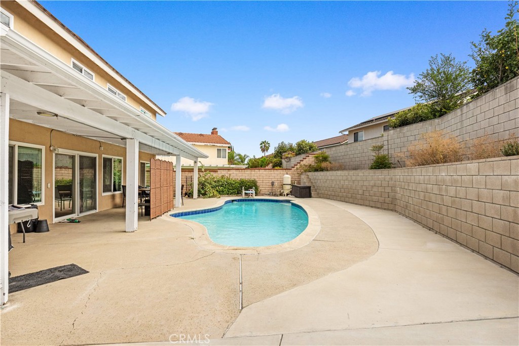 16606 Woodmont Pl