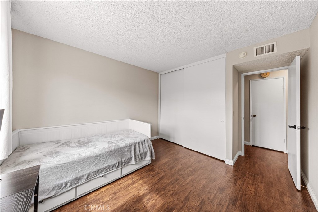 16606 Woodmont Pl