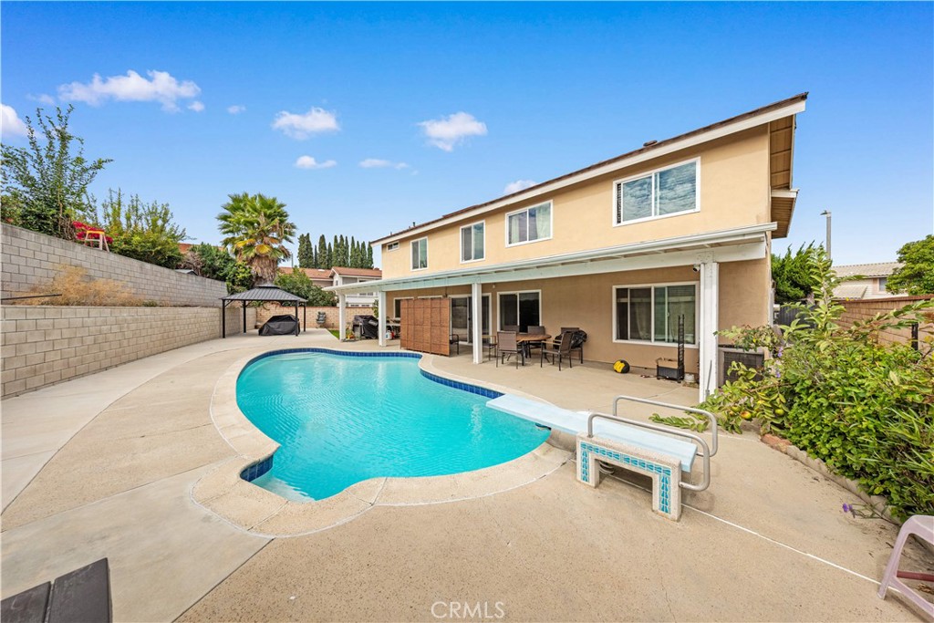 16606 Woodmont Pl
