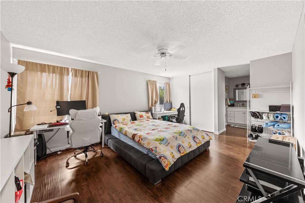 16606 Woodmont Pl