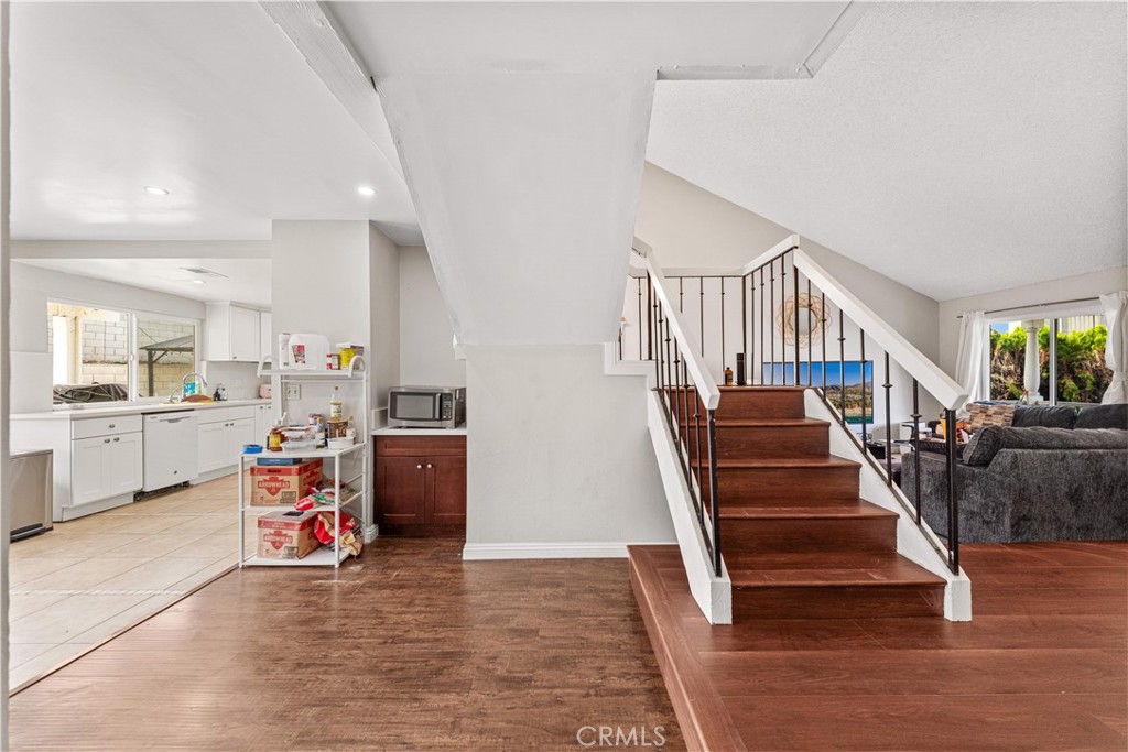 16606 Woodmont Pl