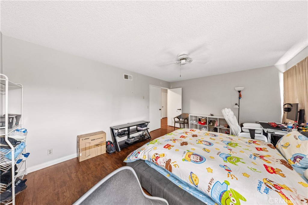 16606 Woodmont Pl